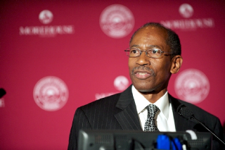 Ron Thomas at a Syracuse University program in 2012. (Syracuse University)